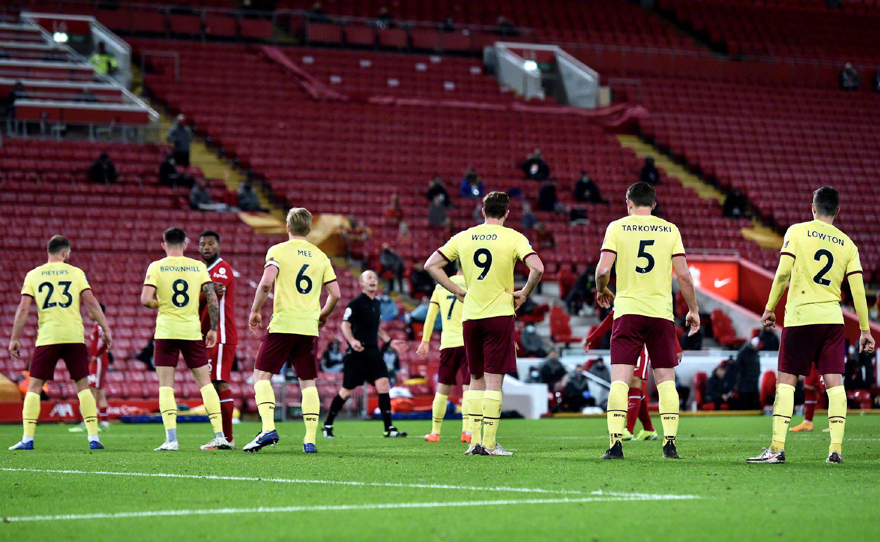 这里正是她 这里正是她